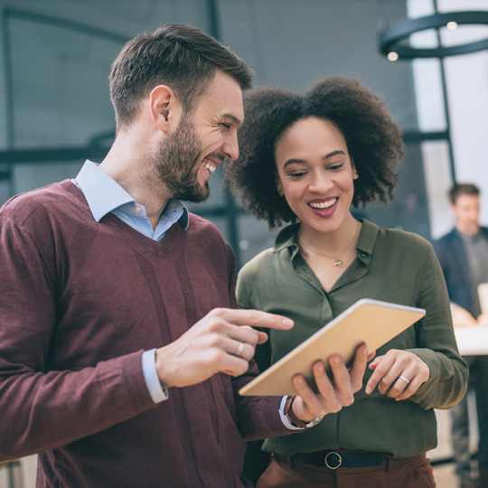 collega's met een tablet
