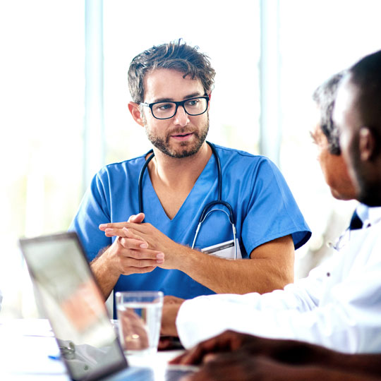 doktoren in een meeting