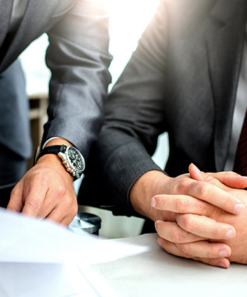 close up van handen van zakenmannen