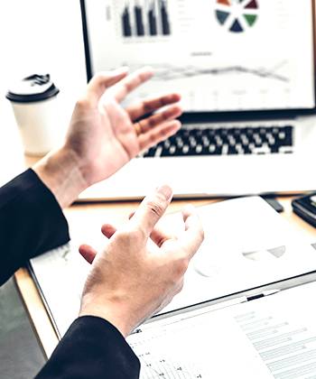 Informatiebescherming hands on computer